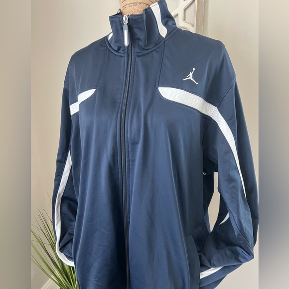 Men’s Jordan Zip-Up Track Jacket - Picture 3 of 5
